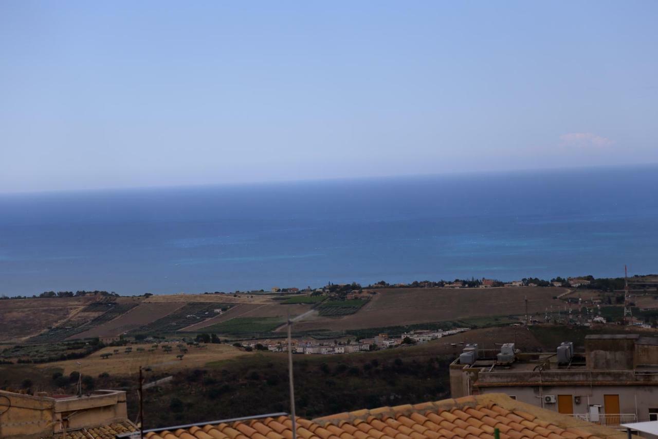 B&B Il Melograno Antico Con Terrazza E Giardino Agrigento Exterior photo